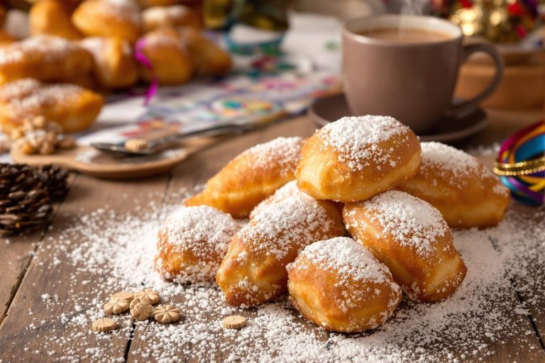 Une grand-mère alsacienne partage sa recette culte de beignets du carnaval, dorés, fondants et croustillants.jpg